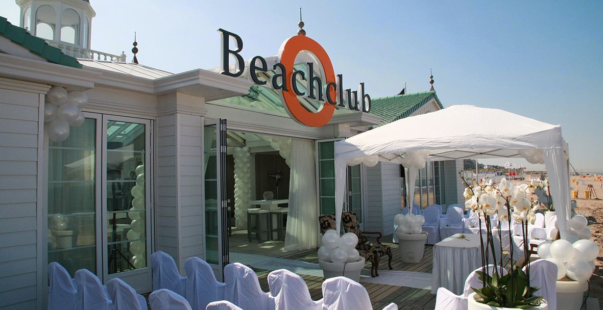 Beachclub O. Bruiloft Trouwen Terras